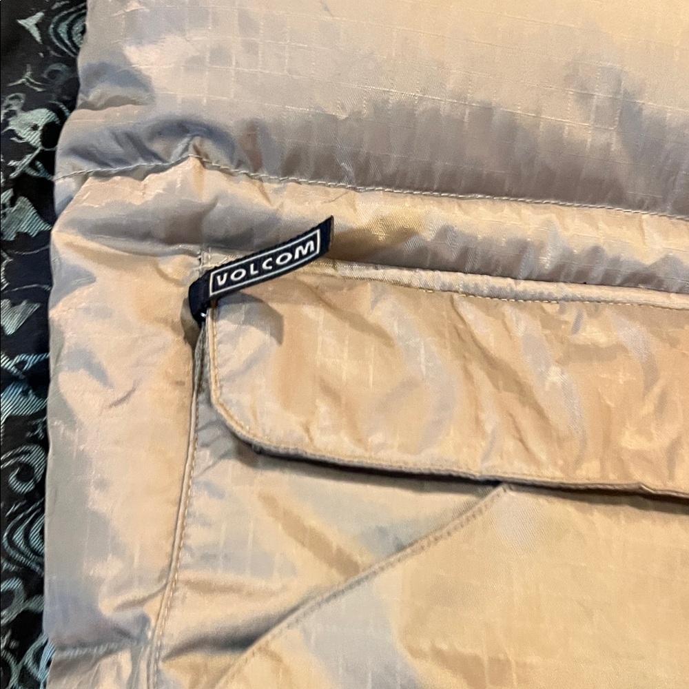 Volcom Tan Puffer Vest - Picture 3 of 8